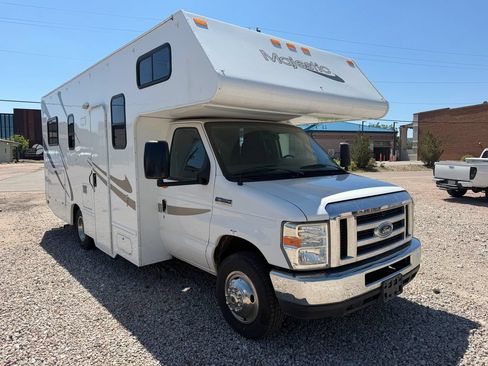 Used 2015 Ford E-350 and Econoline 350 Super Duty RWD image 1