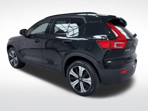 Used 2023 Volvo XC40 Recharge Plus AWD/4WD image 6