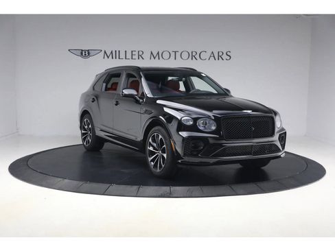 Certified 2022 Bentley Bentayga AWD/4WD image 1