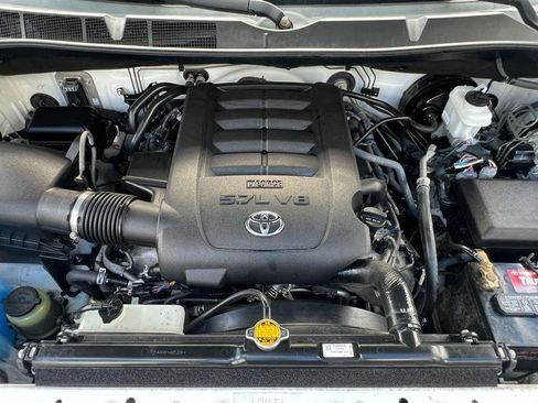 Used 2016 Toyota Tundra SR5 w/ SR5 Upgrade Package image 53