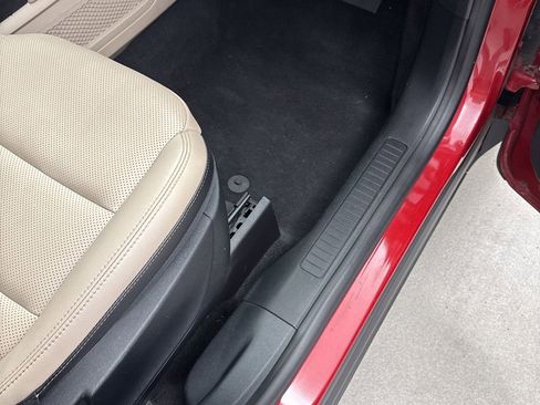 Used 2021 Ford Escape SEL image 27