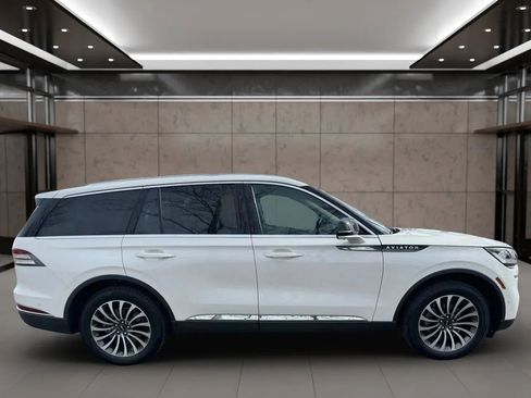 Used 2020 Lincoln Aviator Reserve w/ Equipment Group 201A image 7