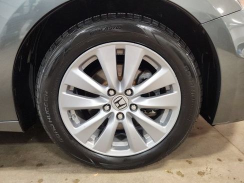 Used 2011 Honda Accord EX-L image 34