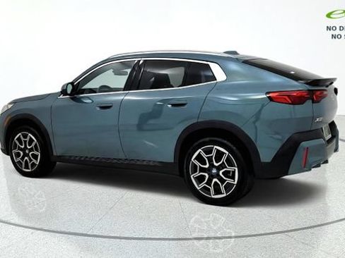 Used 2026 BMW X2 xDrive28i AWD/4WD image 6