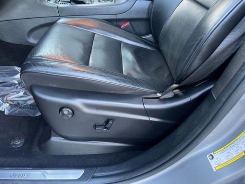 Used 2020 Jeep Grand Cherokee High Altitude image 18