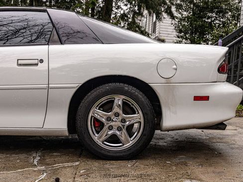 Used 1998 Chevrolet Camaro Z28 w/ Preferred Equipment Group 2 image 5
