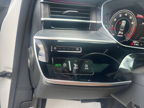 Used 2022 Audi A8 L 3.0T AWD/4WD image 15