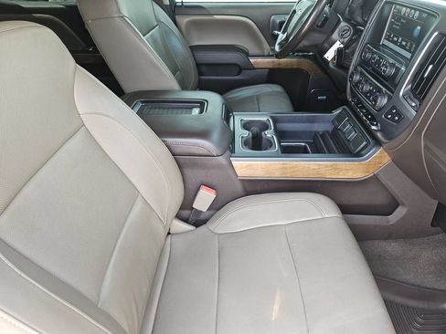 Used 2017 Chevrolet Silverado 1500 LTZ w/ Sport Package AWD/4WD image 15