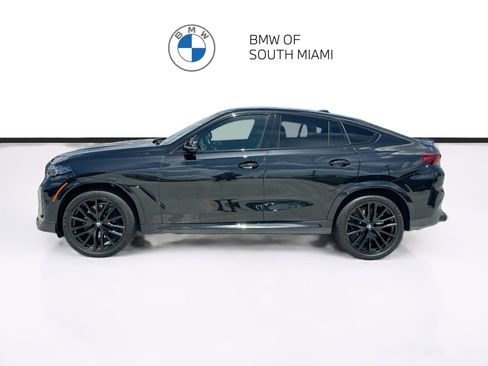 Used 2024 BMW X6 xDrive40i w/ M Sport Professional Package AWD/4WD image 4