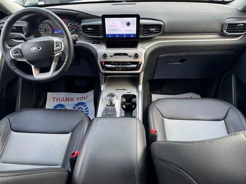 Used 2024 Ford Explorer XLT w/ Equipment Group 202A image 12