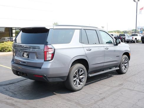 Used 2021 Chevrolet Tahoe Z71 w/ Z71 Off-Road Package AWD/4WD image 7