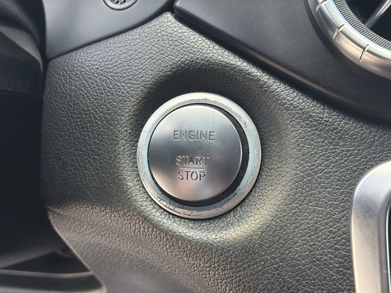 Used 2019 Mercedes-Benz CLA 250 image 29