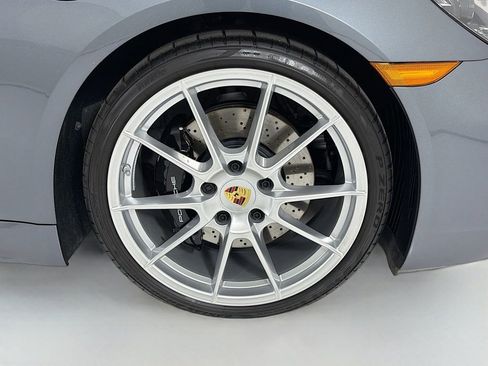 Certified 2025 Porsche 718 Cayman GTS RWD image 32