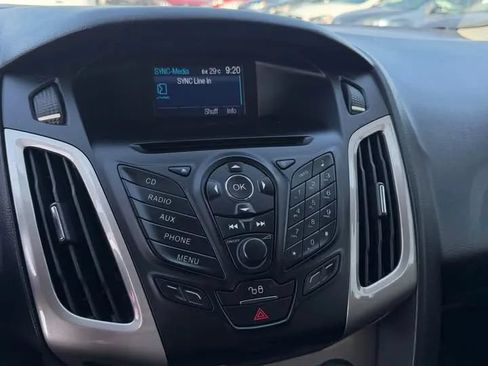 Used 2012 Ford Focus SEL FWD image 7