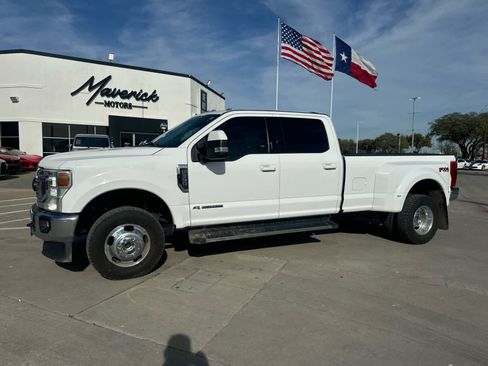 Used 2021 Ford F350 Lariat w/ Lariat Value Package image 1