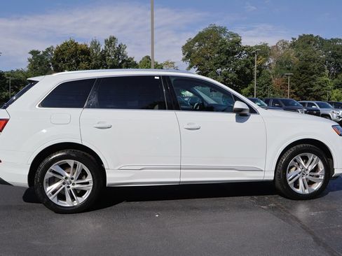 Used 2020 Audi Q7 2.0T Premium w/ Convenience Package AWD/4WD image 9