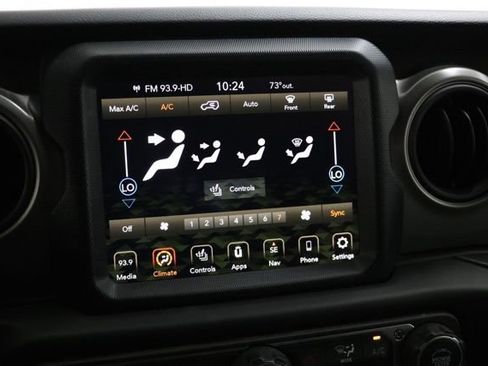 Used 2023 Jeep Wrangler Unlimited w/ Sun & Screen Package AWD/4WD image 25