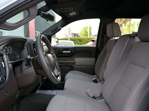 Used 2020 Chevrolet Silverado 1500 LT image 7