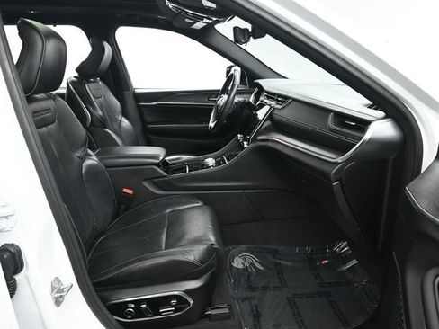 Used 2021 Jeep Grand Cherokee L Overland w/ Advanced Protech Group III image 25