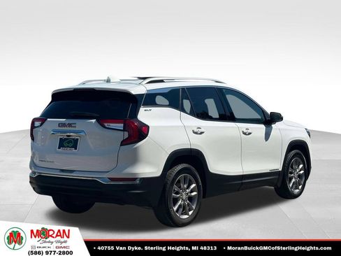 Certified 2023 GMC Terrain SLT FWD image 6