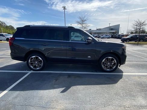 Certified 2025 Ford Expedition King Ranch image 8