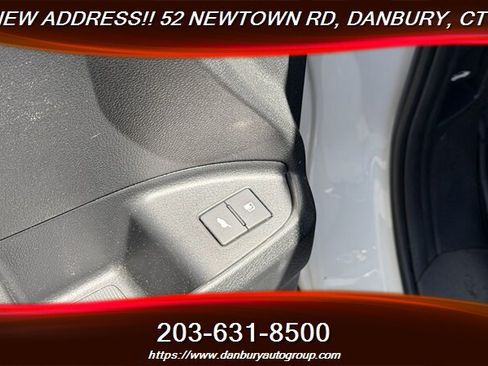 Used 2019 Honda Pilot Touring image 12