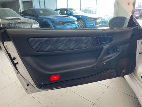 Used 1995 Mitsubishi 3000GT image 13