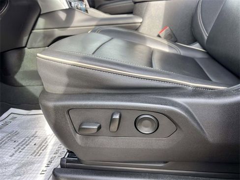 Certified 2024 Chevrolet Suburban Premier image 14