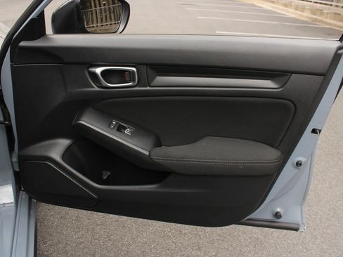 Used 2022 Honda Civic Sport image 27