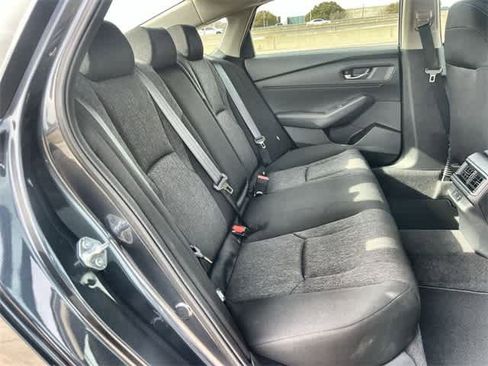 Certified 2025 Honda Accord SE image 14
