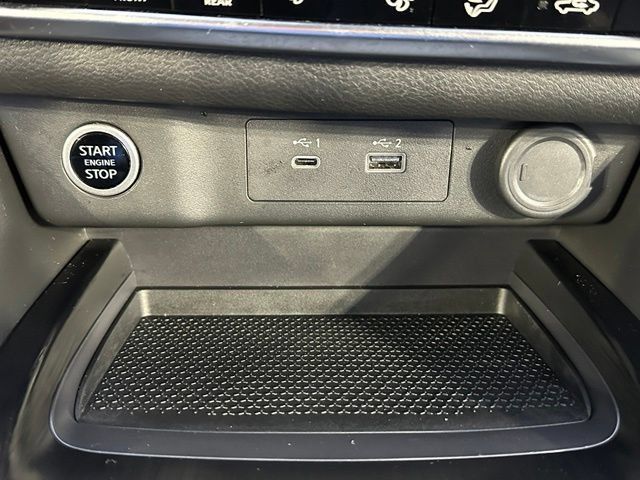 Used 2023 Nissan Rogue SV AWD/4WD image 35