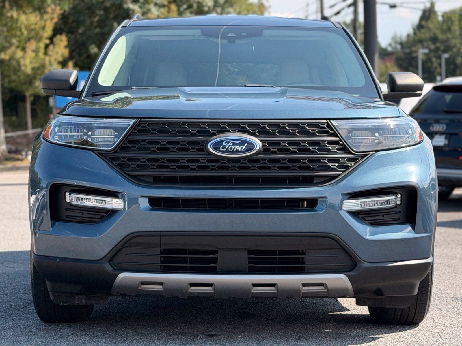 Used 2020 Ford Explorer XLT w/ Equipment Group 202A RWD image 8