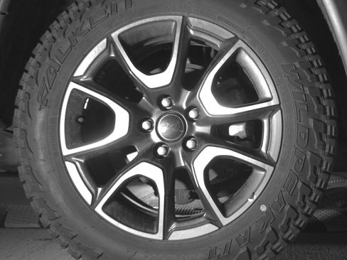 Used 2025 Jeep Compass Trailhawk AWD/4WD image 15
