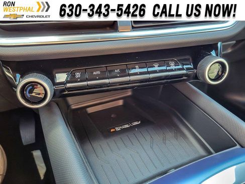 New 2026 Chevrolet Equinox EV LT image 14