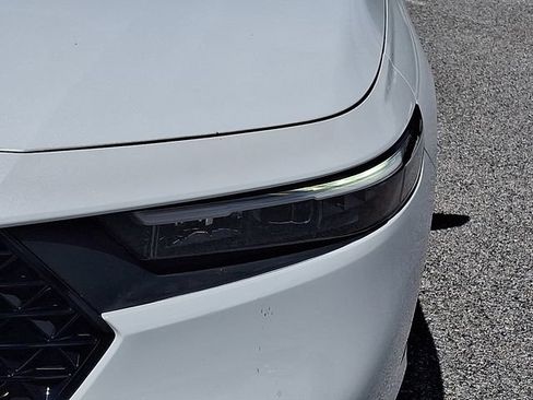 Used 2023 Honda Accord EX image 12