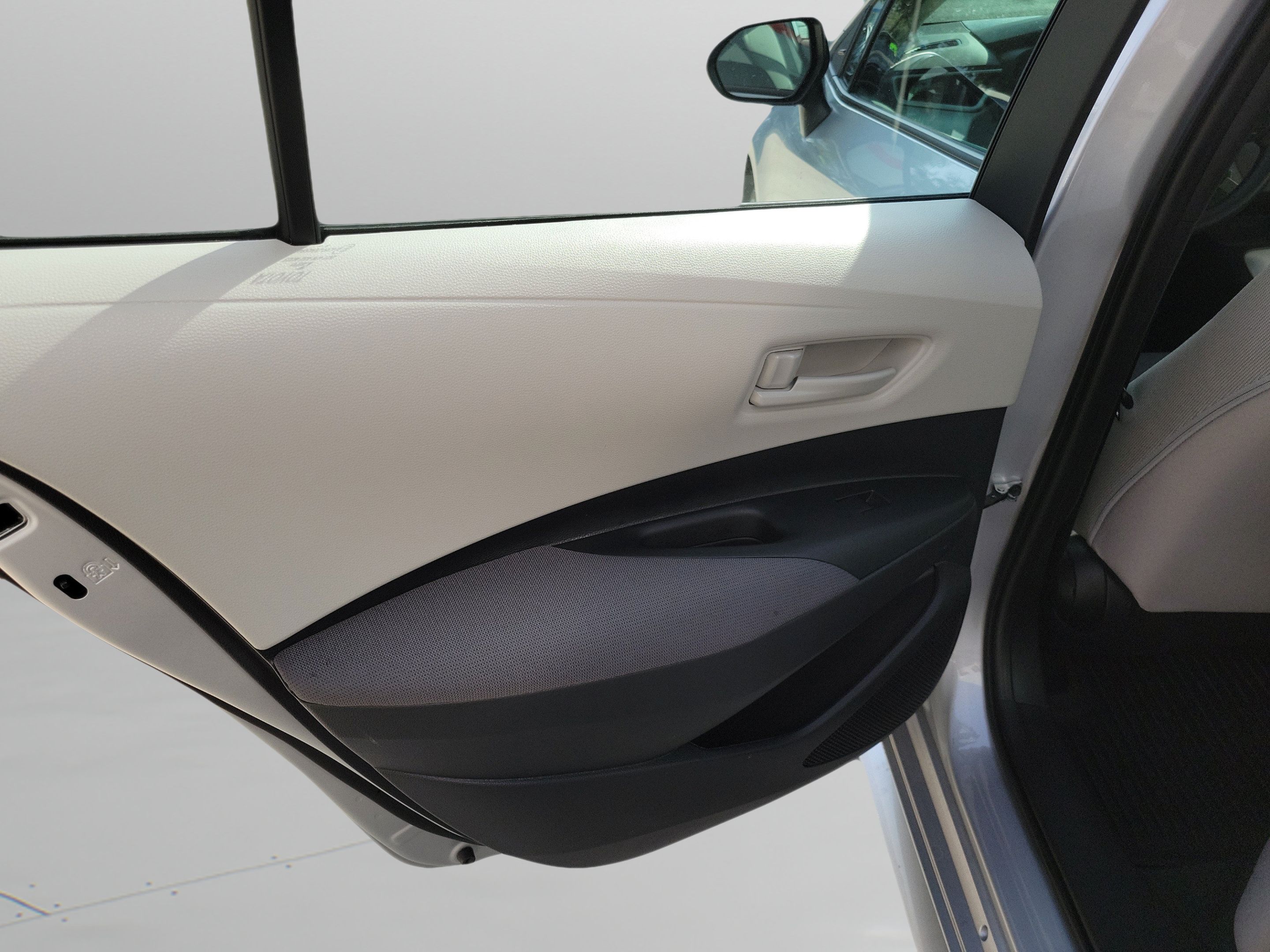 Used 2026 Toyota Corolla LE FWD image 24
