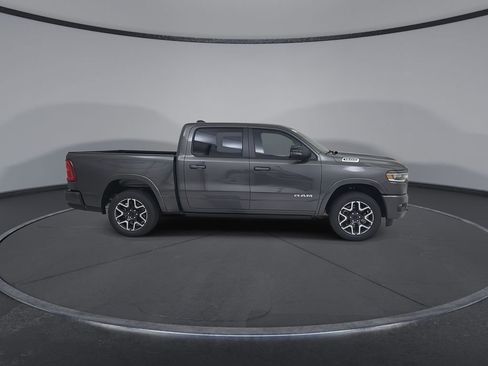 New 2026 RAM 1500 Laramie AWD/4WD image 17