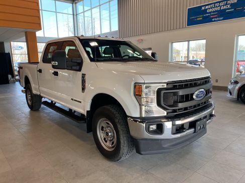 Certified 2022 Ford F350 XL w/ Power Equipment Group image 7