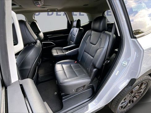 Used 2022 Kia Telluride EX w/ EX Premium Package AWD/4WD image 22