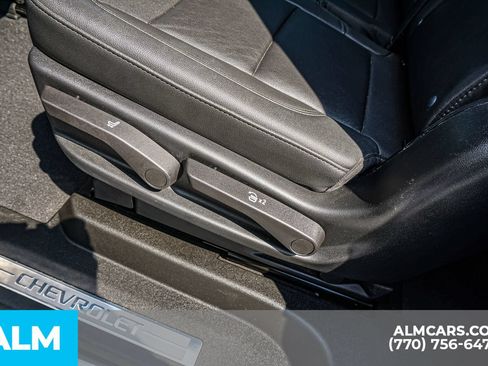 Used 2022 Chevrolet Suburban LT w/ LT Signature Package AWD/4WD image 61