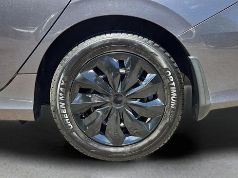 Used 2017 Honda Civic LX image 9
