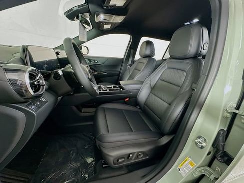 New 2026 Chevrolet Equinox LT w/ Convenience Package II image 22