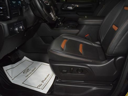 Used 2024 GMC Sierra 2500 AT4 w/ AT4 Premium Plus Package AWD/4WD image 46