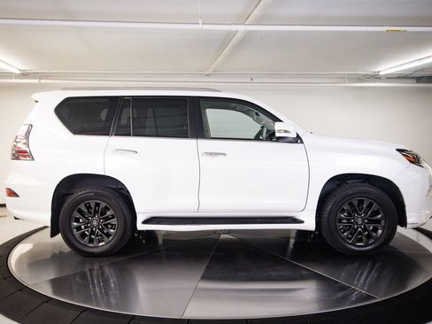 Used 2021 Lexus GX 460 Premium w/ Premium Package AWD/4WD image 8