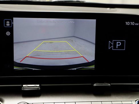 Used 2024 Hyundai Kona SEL FWD image 2