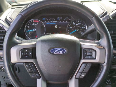 Used 2022 Ford F350 Platinum image 18