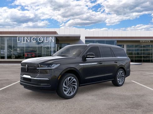 New 2026 Lincoln Navigator Reserve AWD/4WD image 2