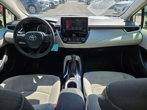 Used 2020 Toyota Corolla LE w/ Carpet Mat Package (TMS) FWD image 27