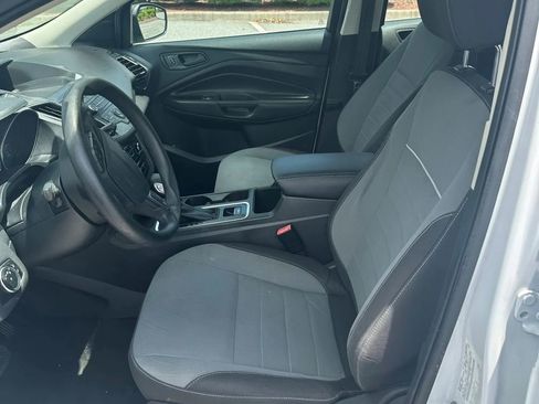 Used 2017 Ford Escape S FWD image 7