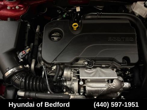 Used 2023 Chevrolet Malibu RS FWD image 24